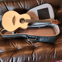 The S04 by Sheeran by Lowden