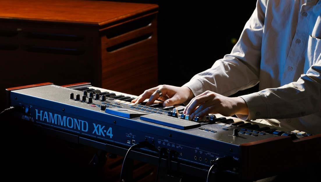 Hammond XK-4 drawbar orgel