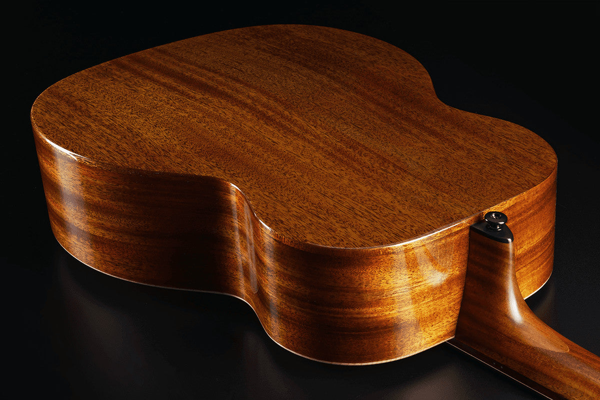 LAG Guitars  TRAVEL SP  Travel guitar, solid Engelmann spruce top
