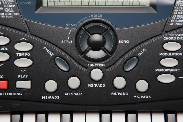 Kurzweil KP30 Essential Series Arranger Keyboard
